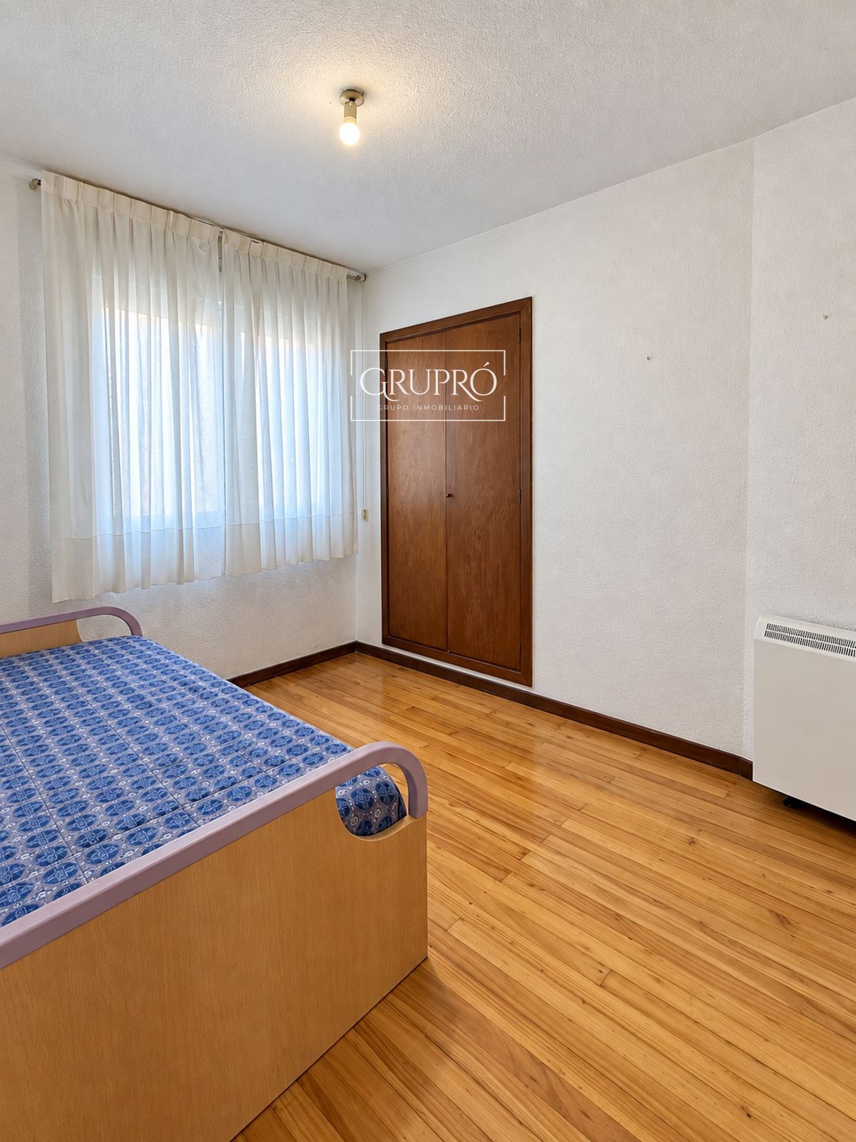 VIVIENDA CON VISTAS AL PUERTO Y UNAS POSIBILIDADES ÚNICAS EN PLENO CENTRO DE BAIONA - Foto 16