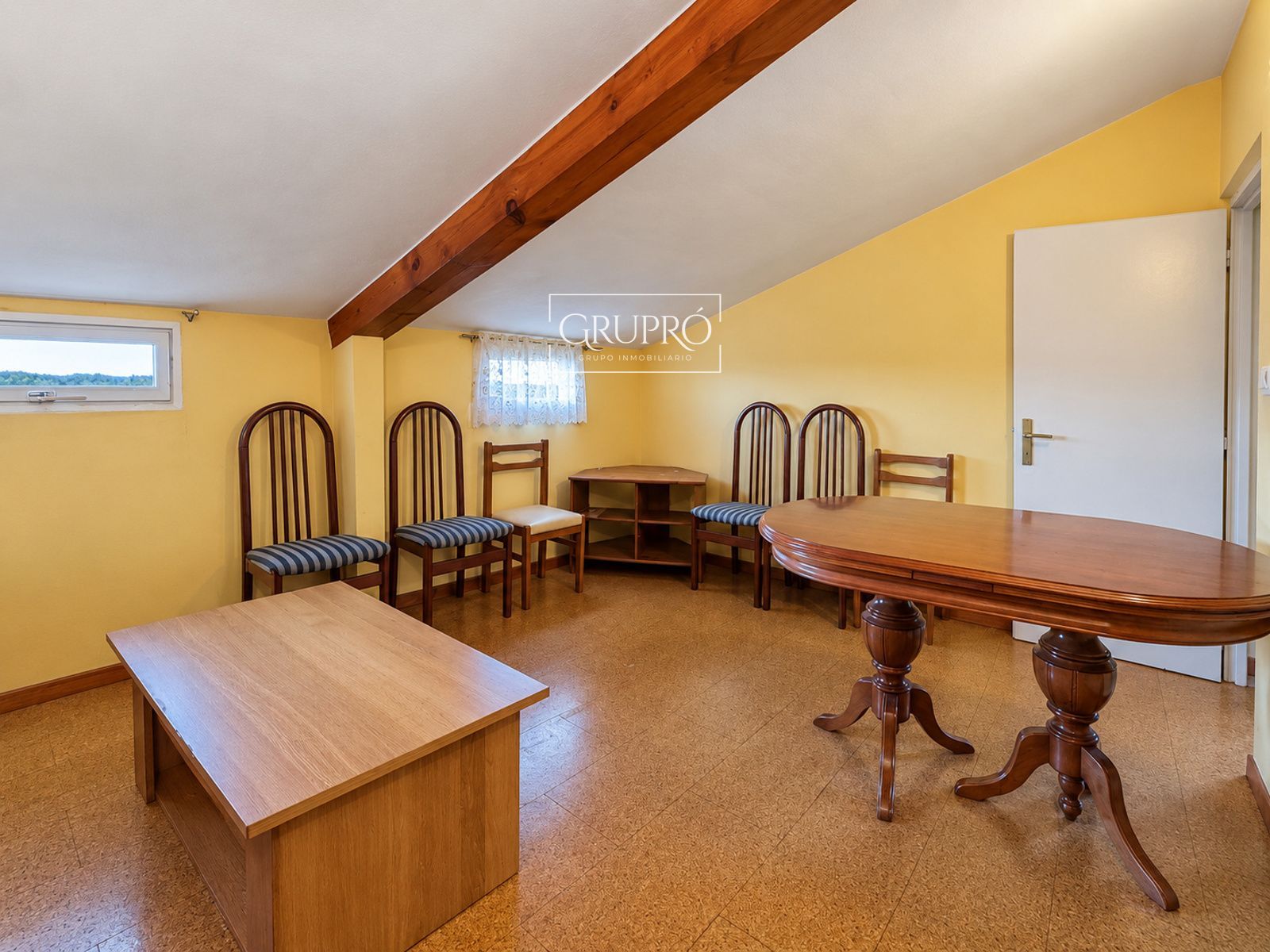 VIVIENDA CON VISTAS AL PUERTO Y UNAS POSIBILIDADES ÚNICAS EN PLENO CENTRO DE BAIONA - Foto 20