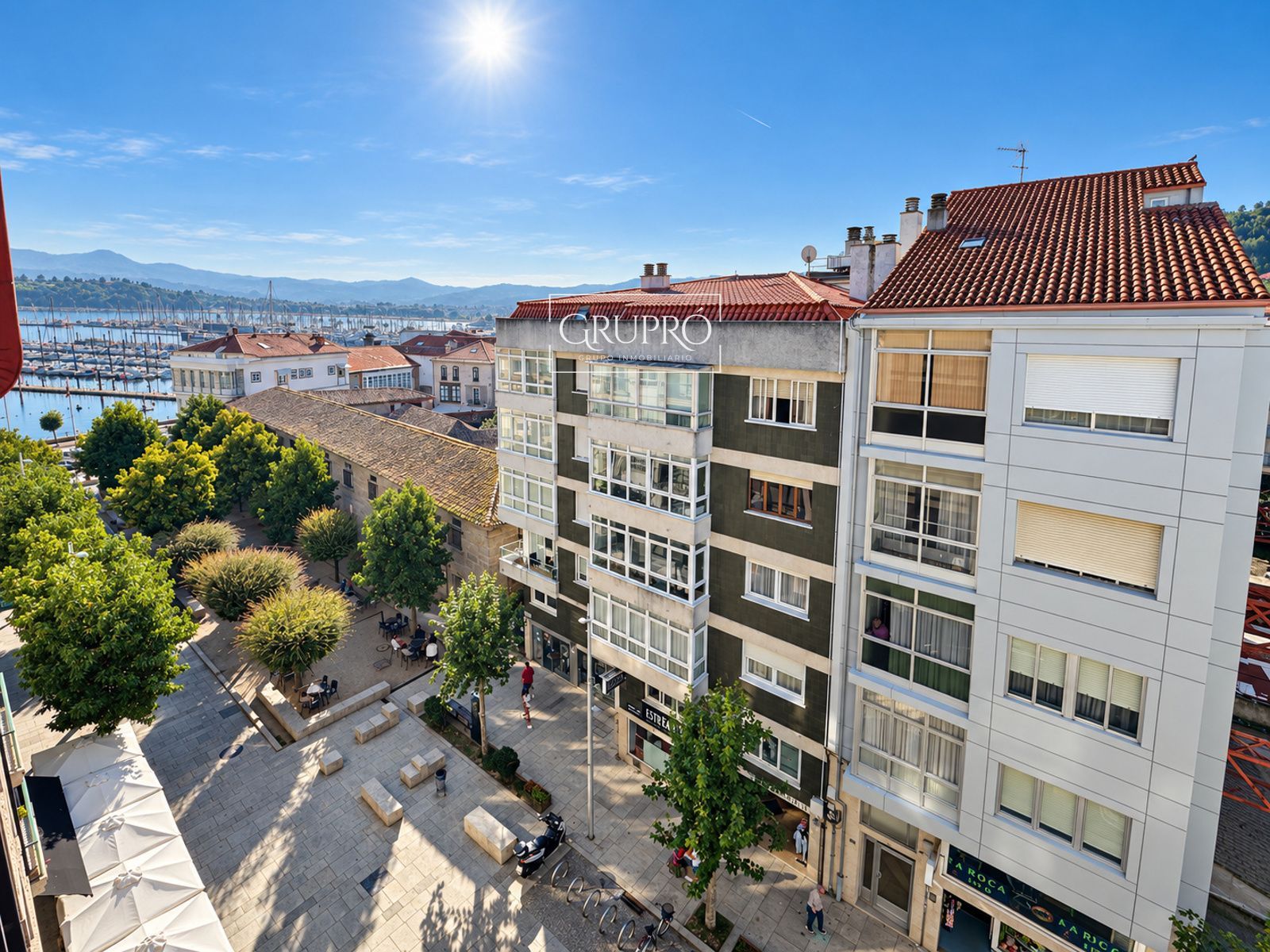 VIVIENDA CON VISTAS AL PUERTO Y UNAS POSIBILIDADES ÚNICAS EN PLENO CENTRO DE BAIONA - Foto 30