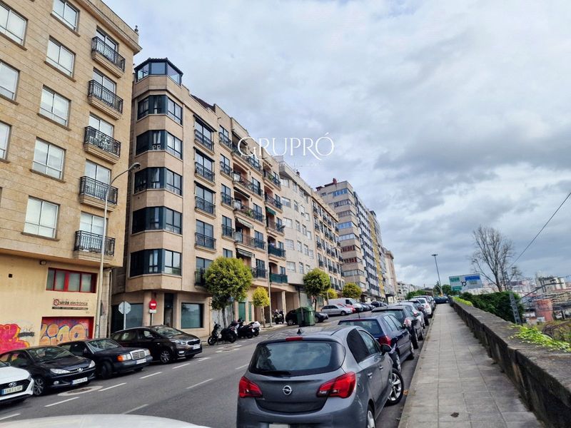 Piso en alquiler Vigo, Pontevedra. Ref: 4510. GRUPRÓ
