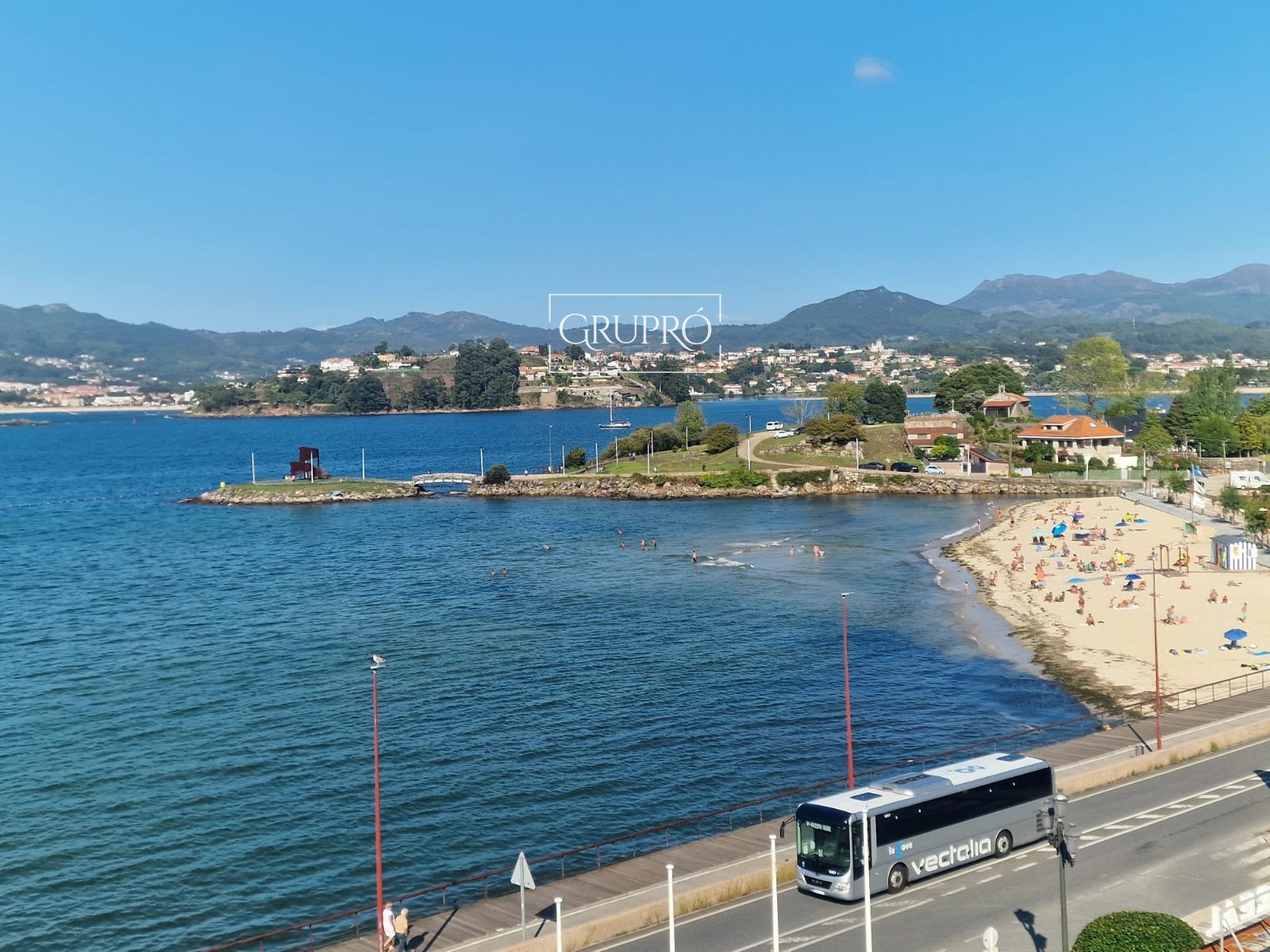 ALQUILER DE LARGA ESTANCIA EN PRIMERA LÍNEA DE PLAYA EN BAIONA