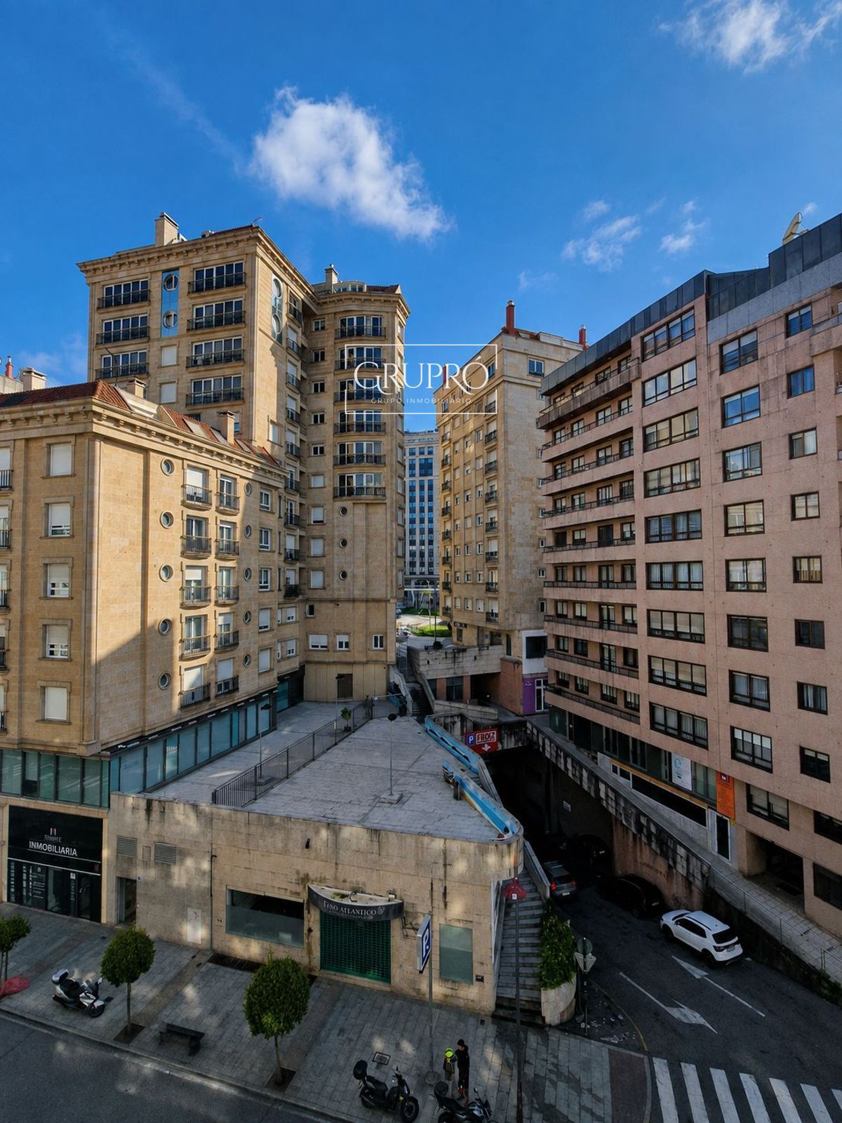PISO DE 4 HABITACIONES CON GARAJE AL LADO DE PLAZA ELÍPTICA