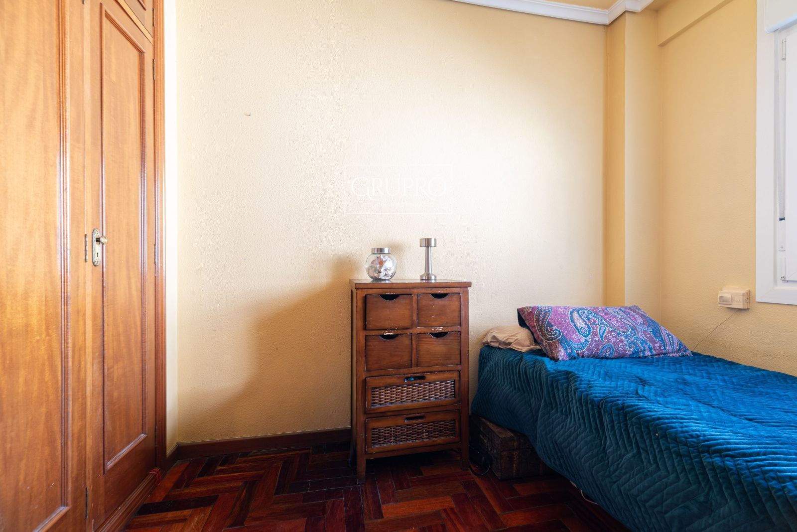 PISO DE 4 HABITACIONES CON GARAJE AL LADO DE PLAZA ELÍPTICA