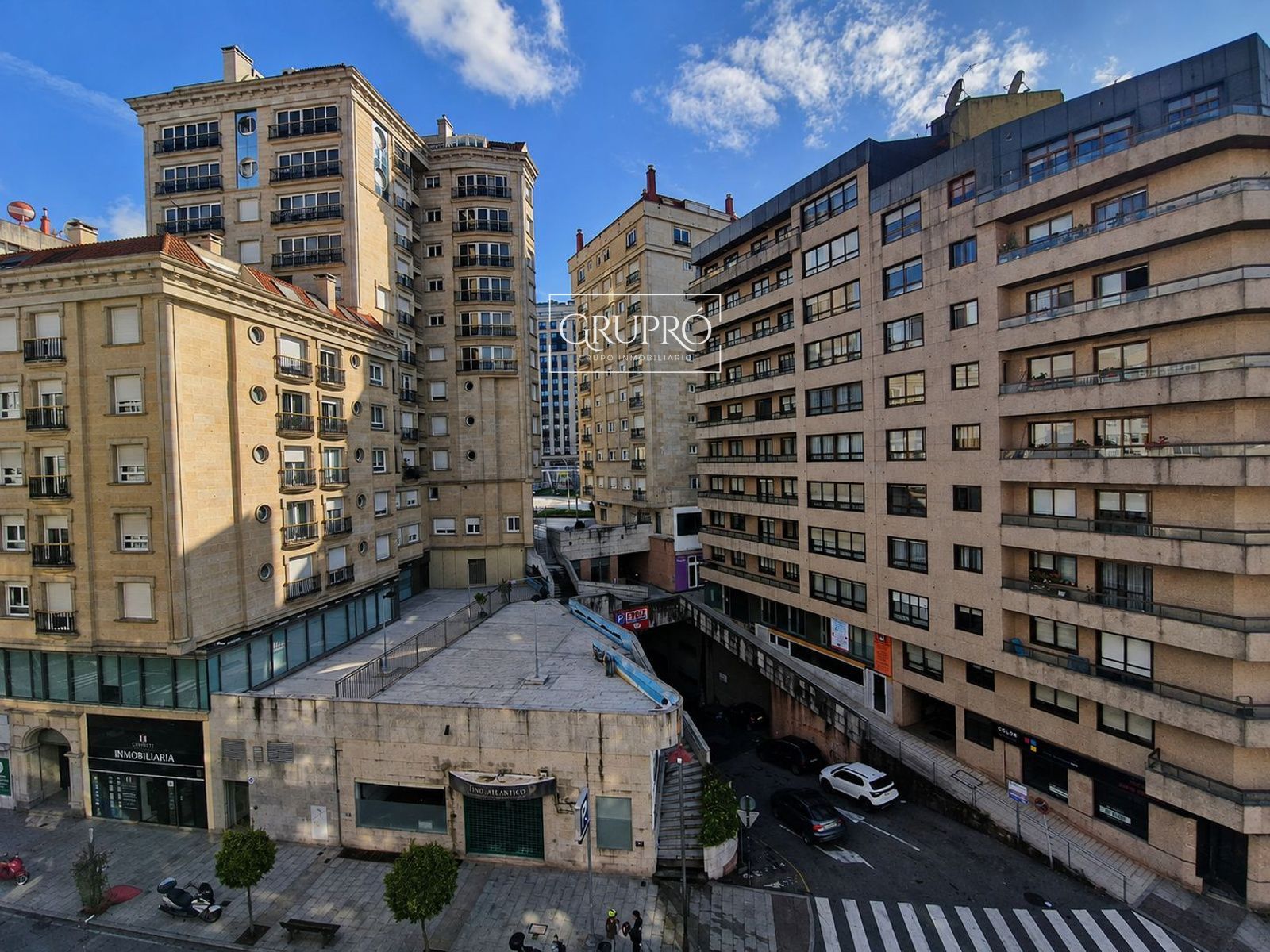 PISO DE 4 HABITACIONES CON GARAJE AL LADO DE PLAZA ELÍPTICA