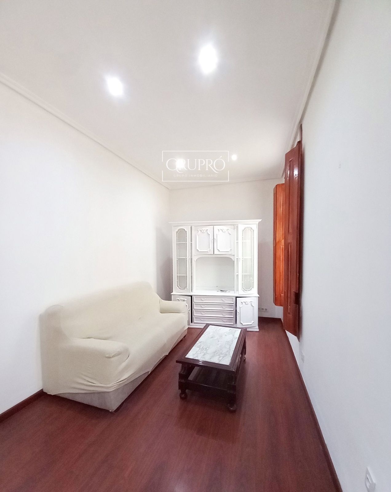 PISO DE 3 HABITACIONES AMUEBLADO EN TOMÁS ALONSO (BOUZAS)