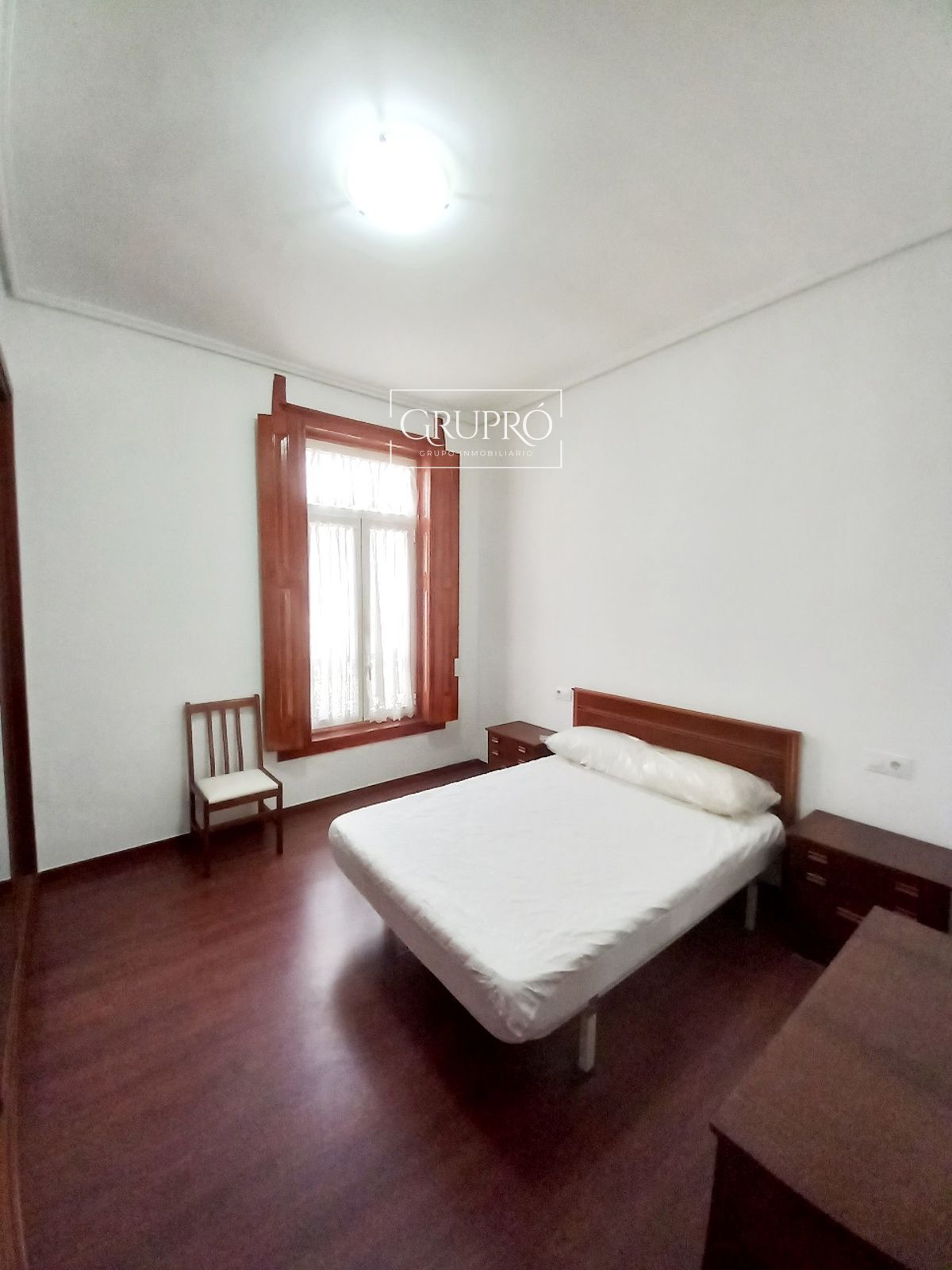 PISO DE 3 HABITACIONES AMUEBLADO EN TOMÁS ALONSO (BOUZAS)