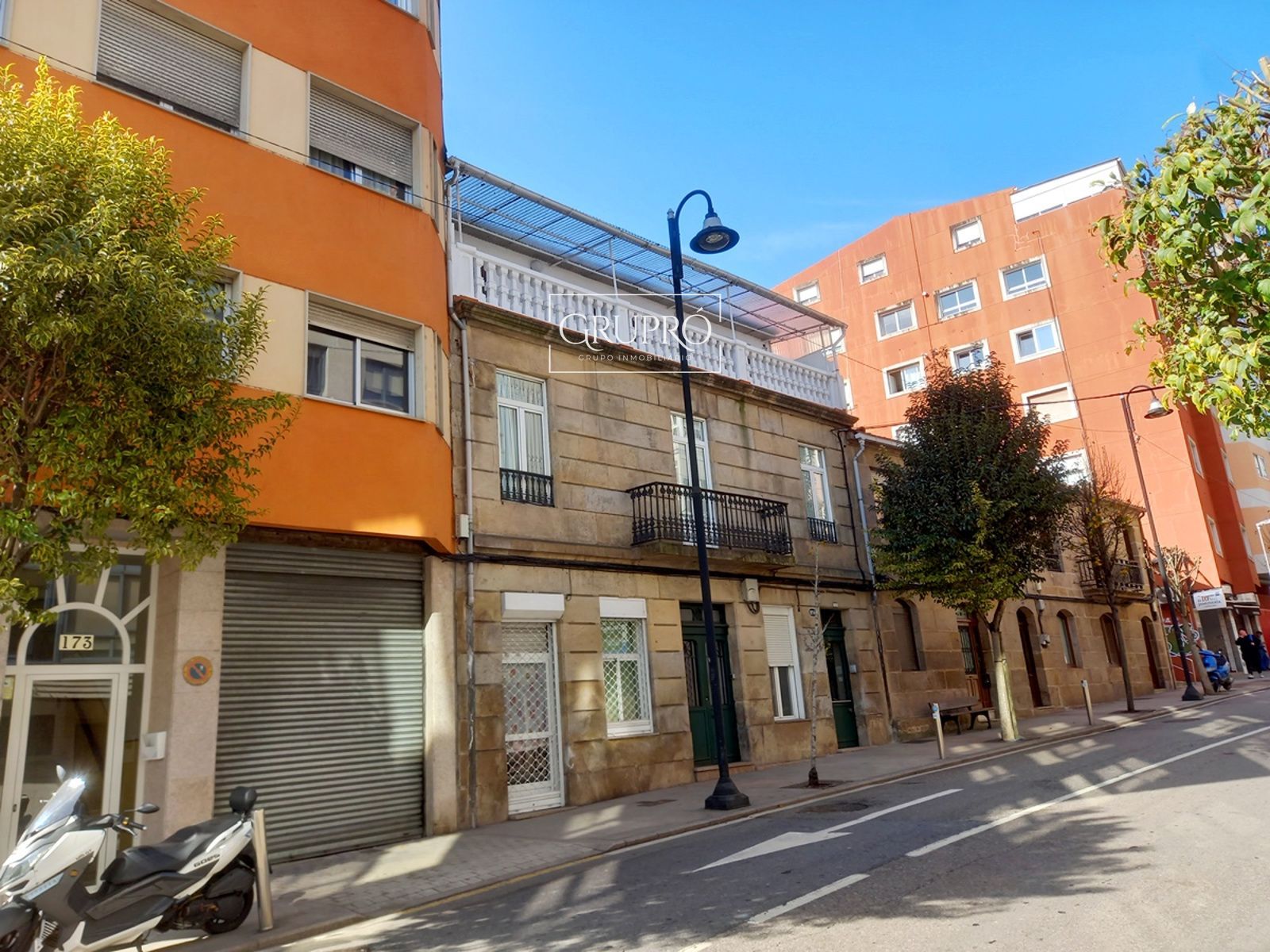PISO DE 3 HABITACIONES AMUEBLADO EN TOMÁS ALONSO (BOUZAS)