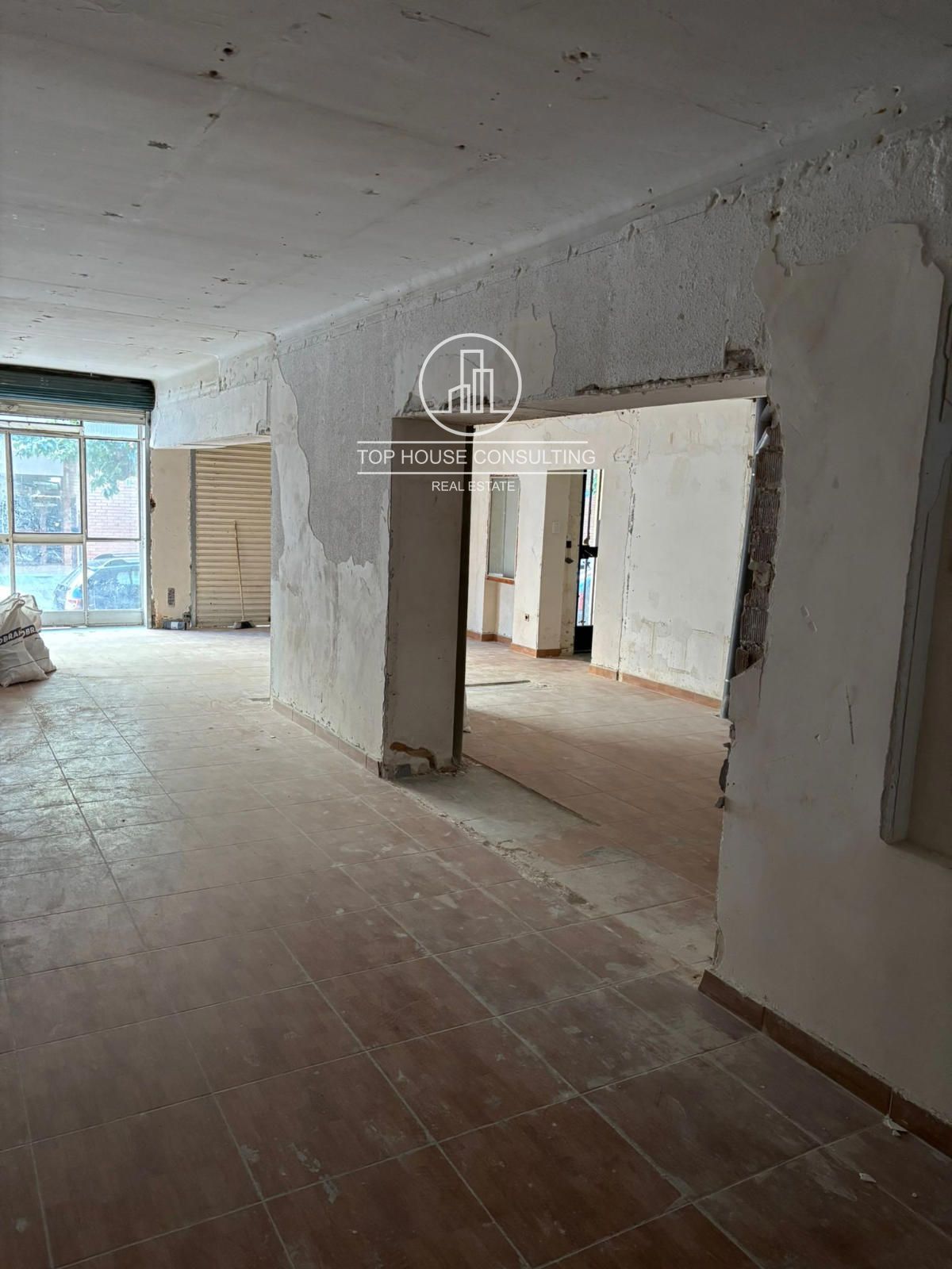 Local Comercial en alquiler Arenys De Mar, Barcelona. Ref: 1372. Top House Consulting