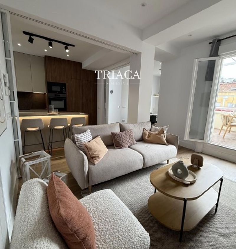 Penthouse for sale Madrid. Ref: 1386. Triaca Real Estate
