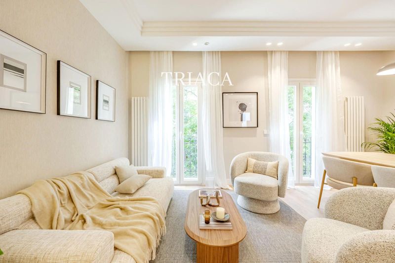 Flat for sale Madrid. Ref: 2015. Triaca Real Estate