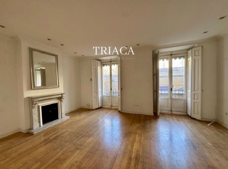 Flat for sale Madrid. Ref: 2021. Triaca Real Estate