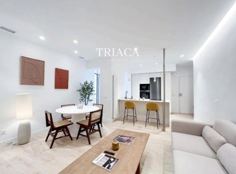 Flat for sale Madrid. Ref: 2102. Triaca Real Estate