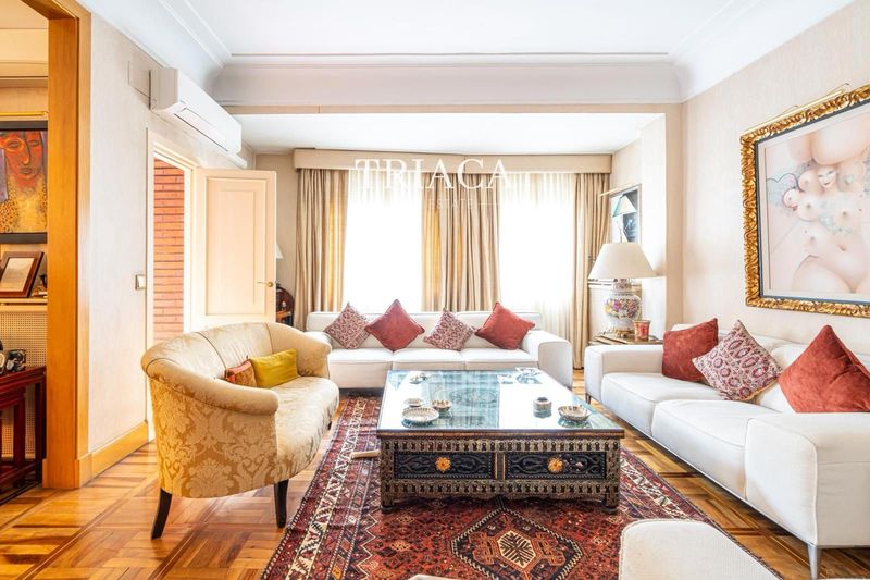Flat for sale Madrid. Ref: 2129. Triaca Real Estate