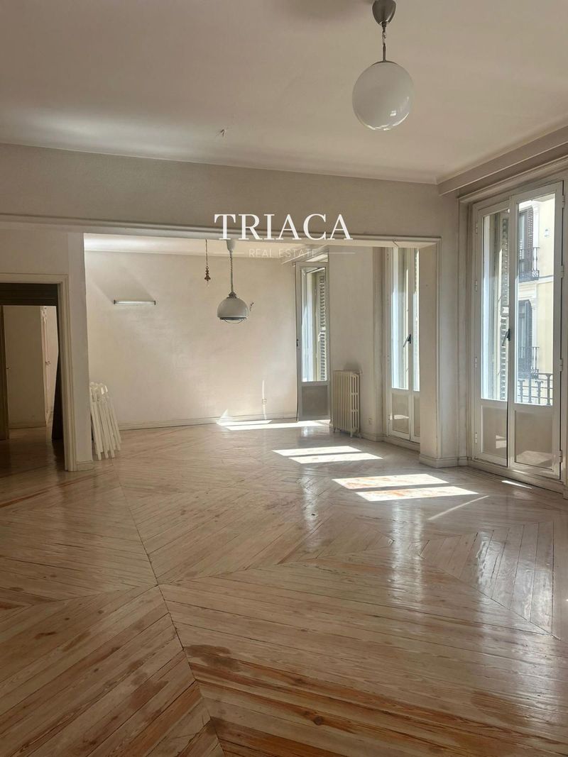 Piso en venta Madrid. Ref: 2308. Triaca Real Estate