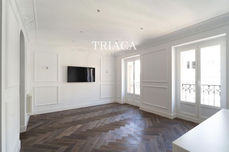 Piso en venta Madrid. Ref: 2339. Triaca Real Estate