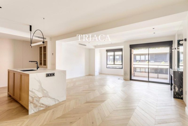 Piso en venta Madrid. Ref: 2368. Triaca Real Estate