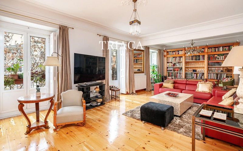 Piso en venta Madrid. Ref: 2415. Triaca Real Estate