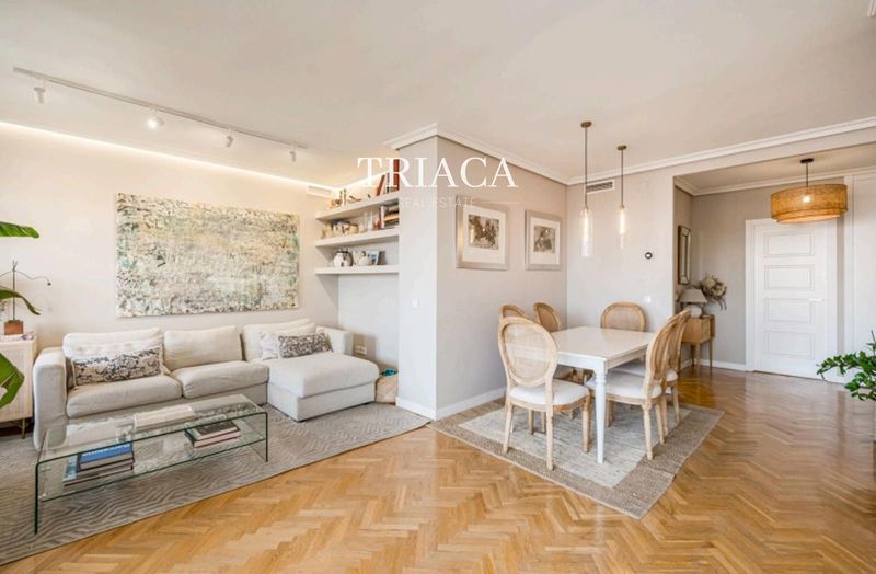 Ático en venta Madrid. Ref: 2416. Triaca Real Estate