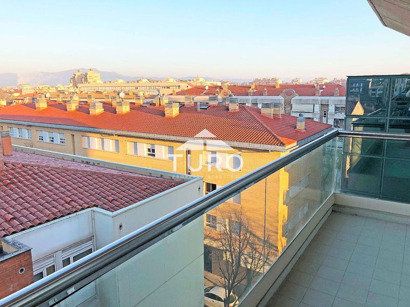 Piso en alquiler Girona. Ref: 1290. Turó Property Services
