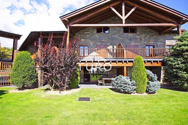 Townhouse for sale Ger, Girona. Ref: 1504. Turó Property Services