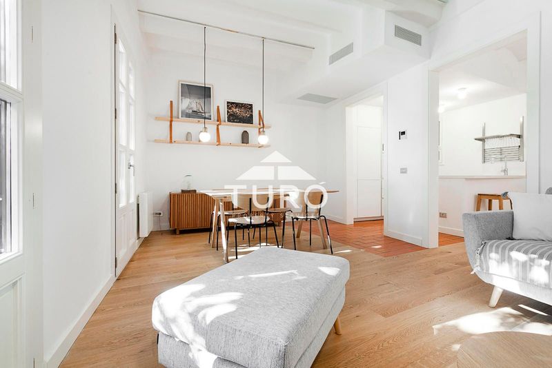 Piso en alquiler Barcelona. Ref: 2183. Turó Property Services