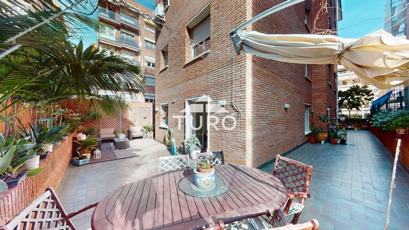 Pis en venda Barcelona. Ref: 2251. Turó Property Services