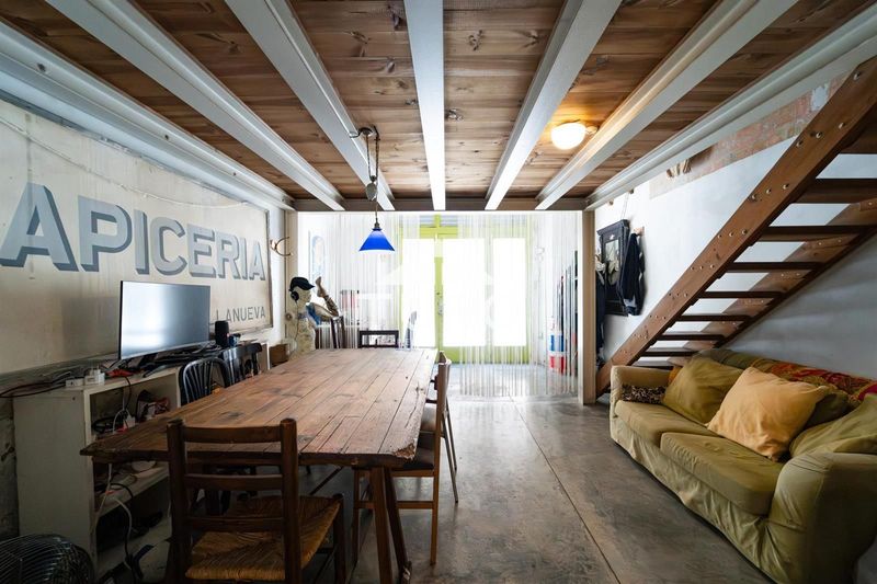 Local Comercial en venda Barcelona. Ref: 2389. Turó Property Services