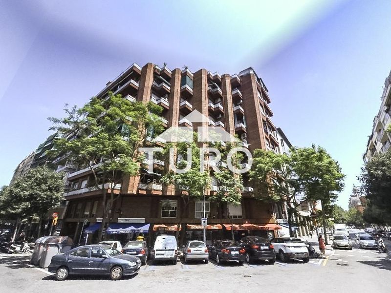 Garatge en venda Barcelona. Ref: 2411. Turó Property Services