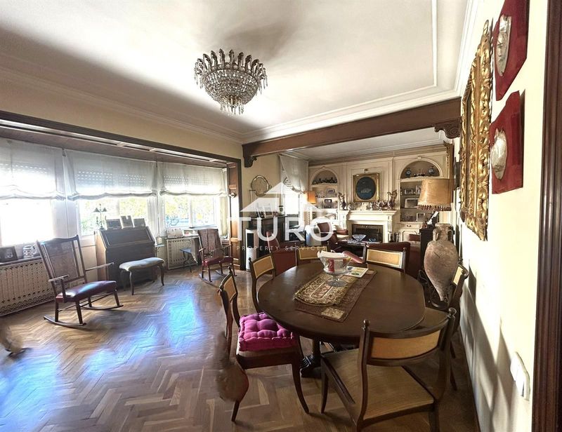 Pis en venda Barcelona. Ref: 2457. Turó Property Services