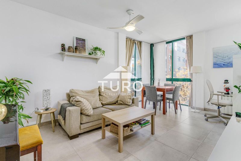 Pis en venda Barcelona. Ref: 2465. Turó Property Services