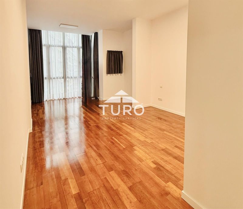 Piso en venta Barcelona. Ref: 2487. Turó Property Services