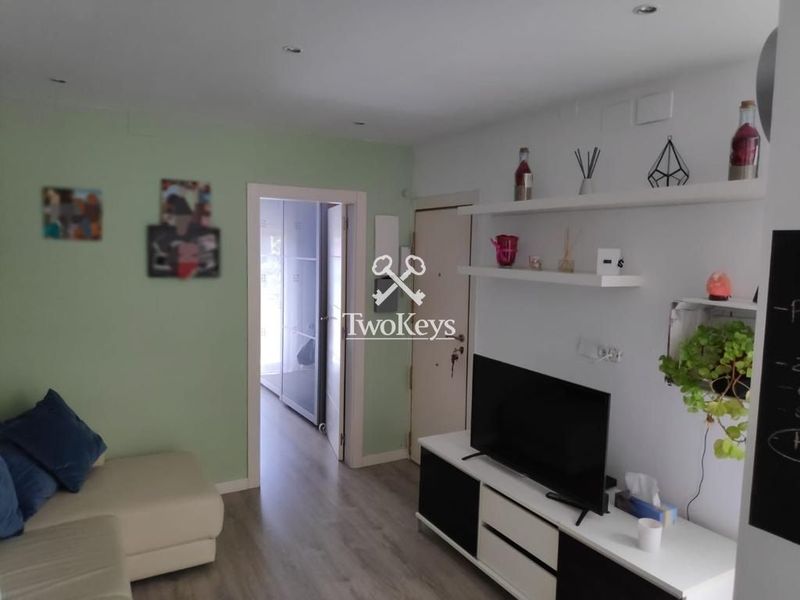 квартира на продажу  в Badalona, Barcelona . Ref: 2102. TwoKeys