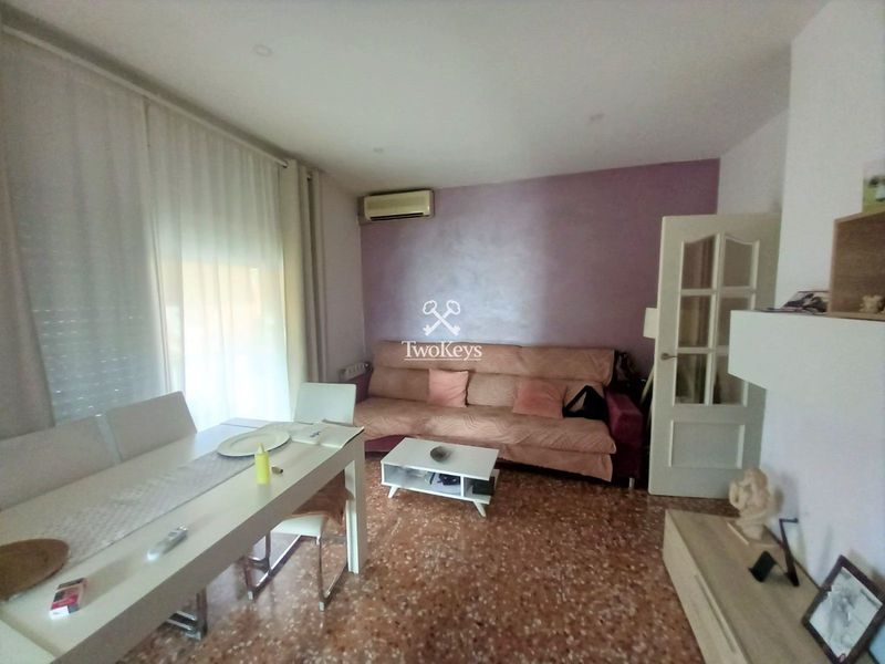 Flat for sale  in Badalona, Barcelona . Ref: 2234. TwoKeys