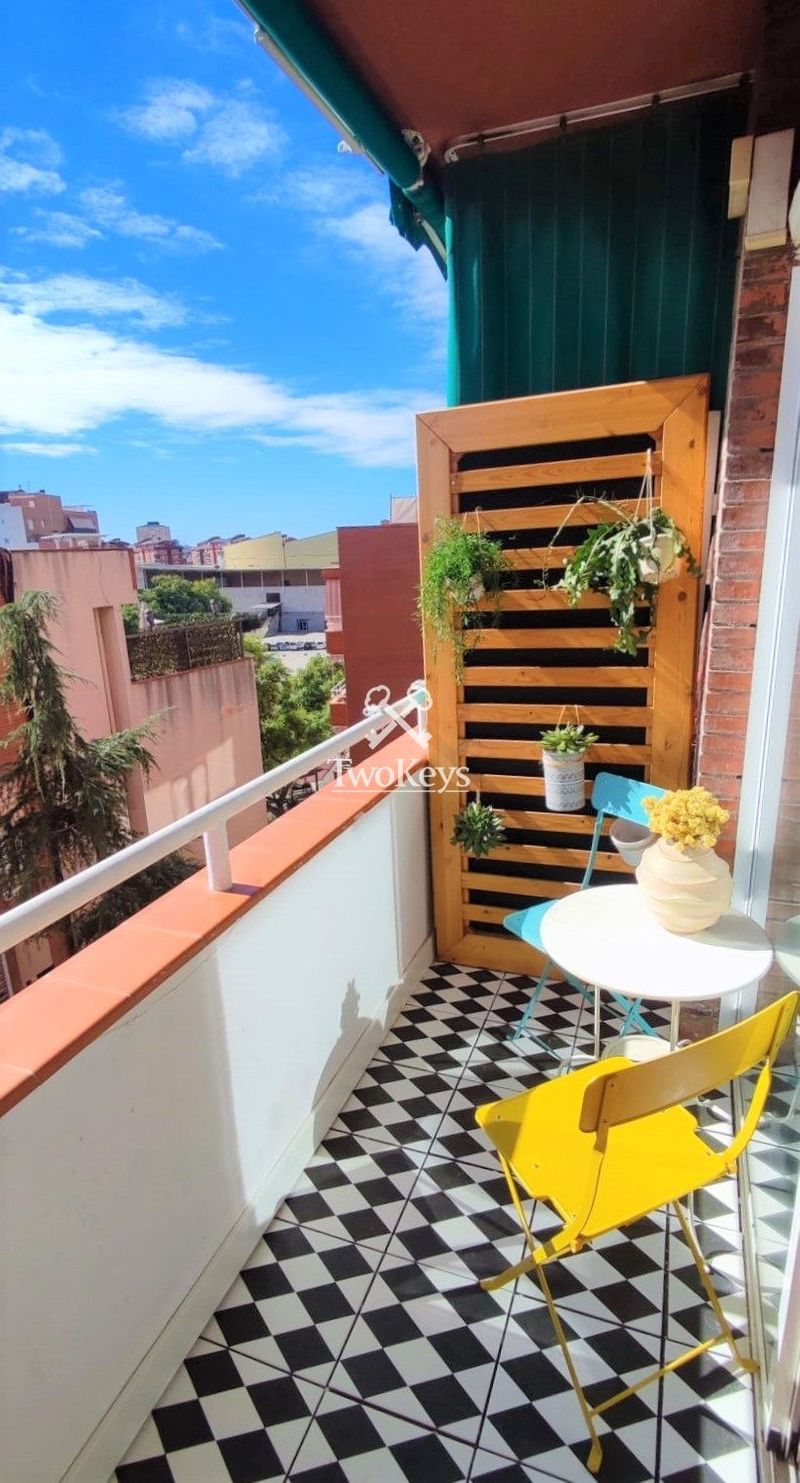 Appartement en vente  á Badalona, Barcelona . Ref: 2238. TwoKeys