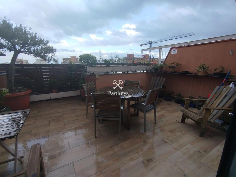 Ático en venta  en Badalona, Barcelona . Ref: 2328. TwoKeys