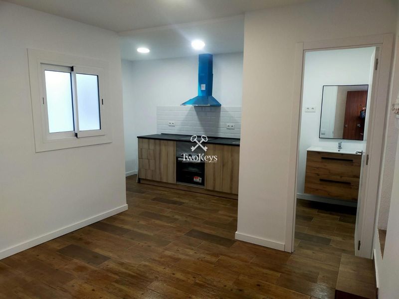 Ático en venta  en Badalona, Barcelona . Ref: 2352. TwoKeys