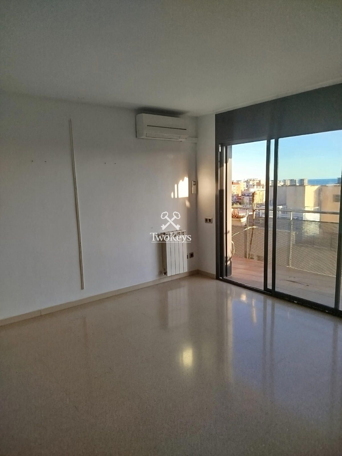 Ático en venta Badalona, Barcelona. Ref: 2355. TwoKeys