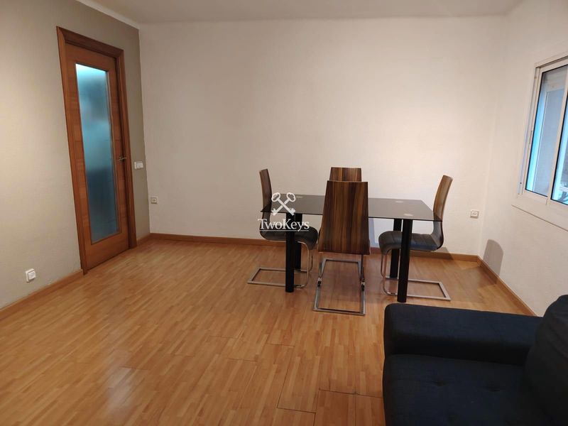 Piso en venta  en Badalona, Barcelona . Ref: 2358. TwoKeys