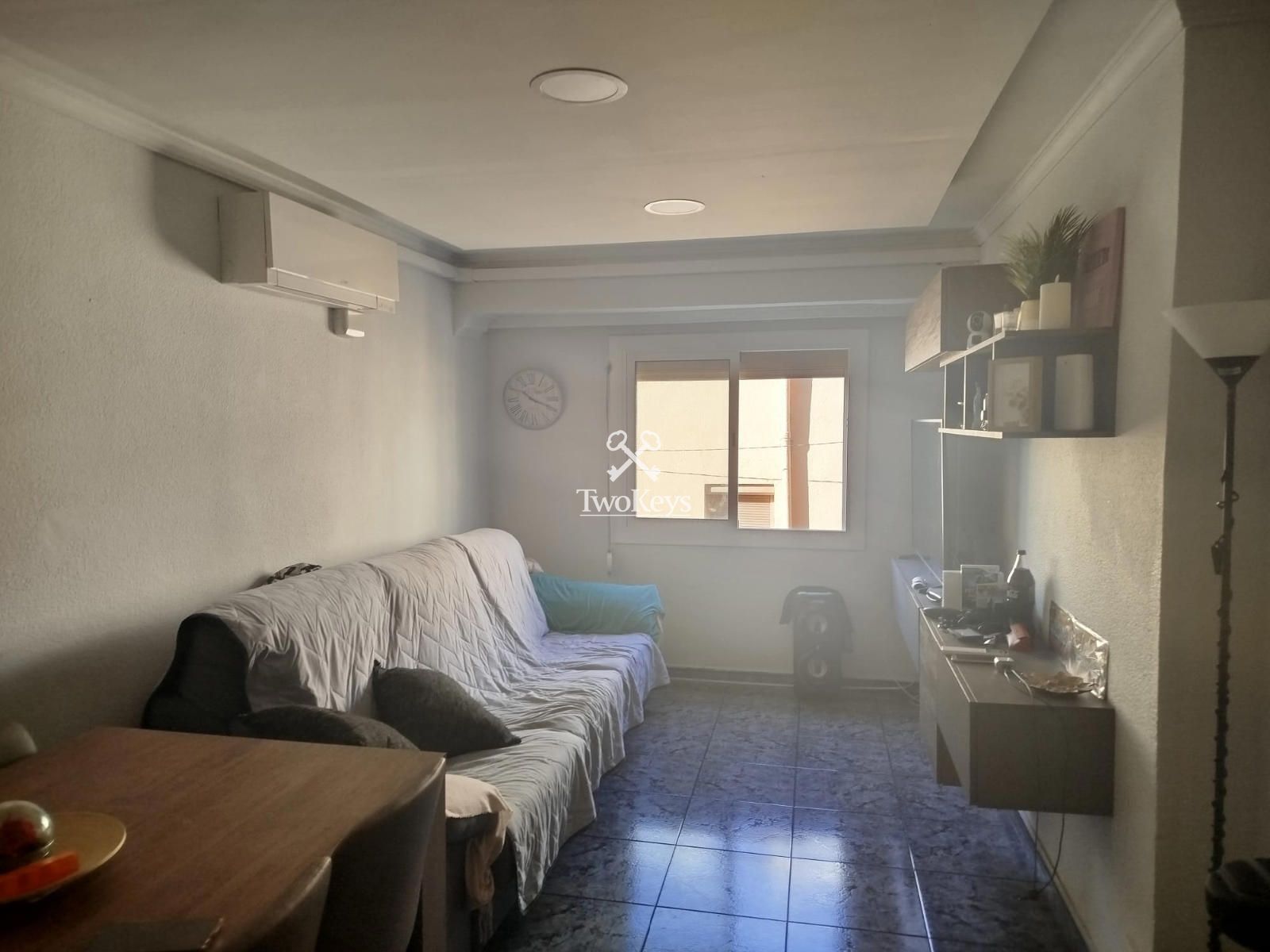 Flat for sale Badalona, Barcelona. Ref: 2383. TwoKeys