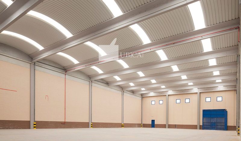 Nave Industrial en alquiler Valls, Tarragona. Ref: 1062. UBICAT, NAUS INDUSTRIALS