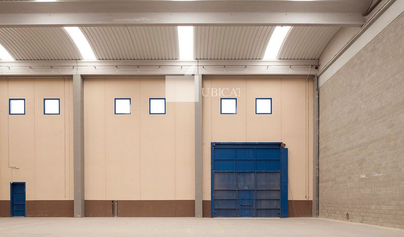 Nave Industrial en alquiler Valls, Tarragona. Ref: 1065. UBICAT, NAUS INDUSTRIALS