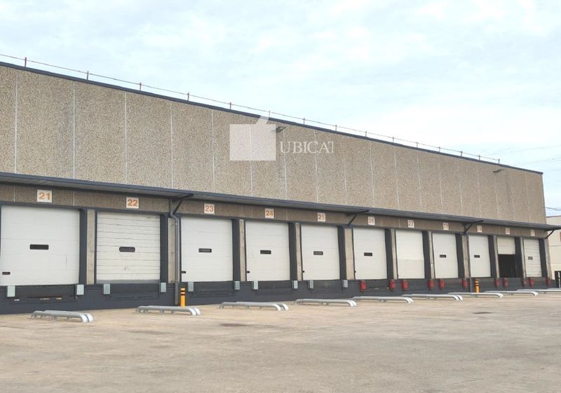 Nave Industrial en alquiler Palau-Solita I Plegamans, Barcelona. Ref: 1107. UBICAT, NAUS INDUSTRIALS