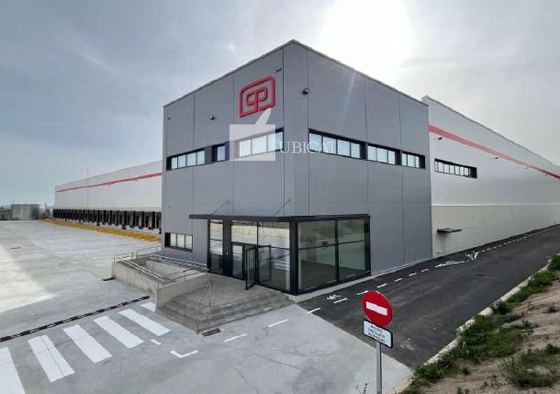 Nave Industrial en alquiler Esparreguera, Barcelona. Ref: 1118. UBICAT, NAUS INDUSTRIALS