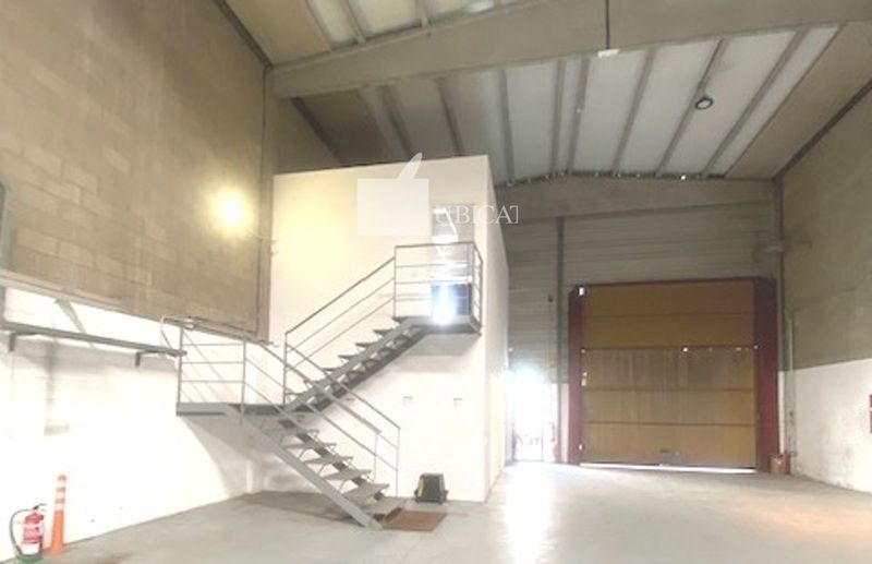 Nave Industrial en alquiler Santa Perpetua De Mogoda, Barcelona. Ref: 1130. UBICAT, NAUS INDUSTRIALS