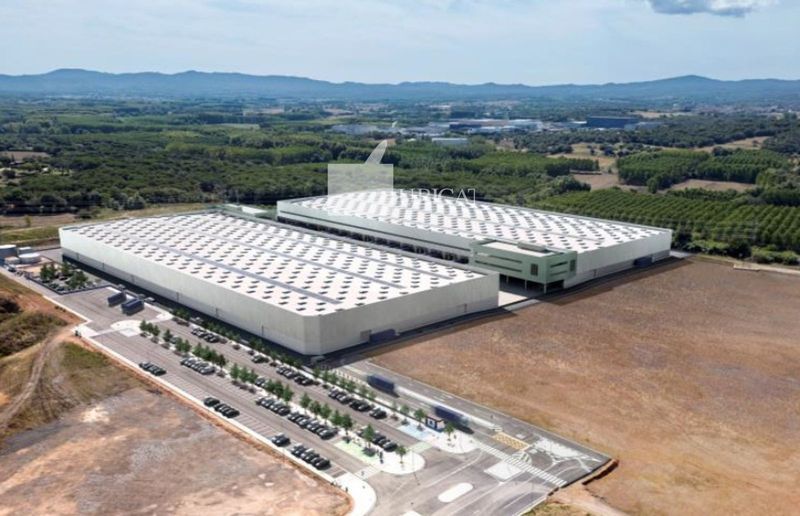 Nave Industrial en alquiler Sils, Girona. Ref: 1163. UBICAT, NAUS INDUSTRIALS