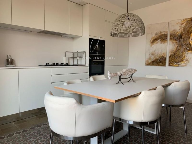 Piso en alquiler Barcelona. Ref: 1051. Ubiqua Real Estate