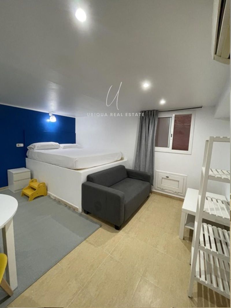 Piso en alquiler Barcelona. Ref: 1120. Ubiqua Real Estate