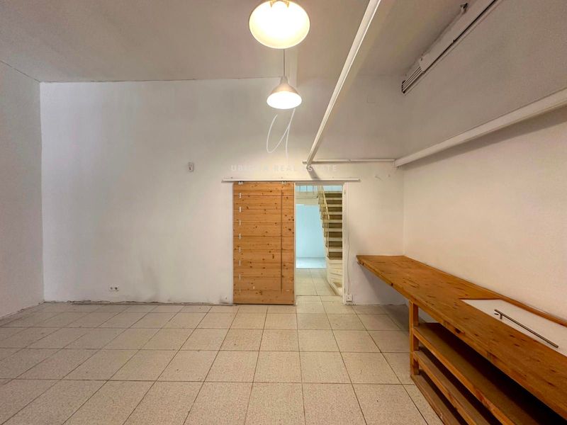 Local Comercial en alquiler Barcelona. Ref: 1148. Ubiqua Real Estate