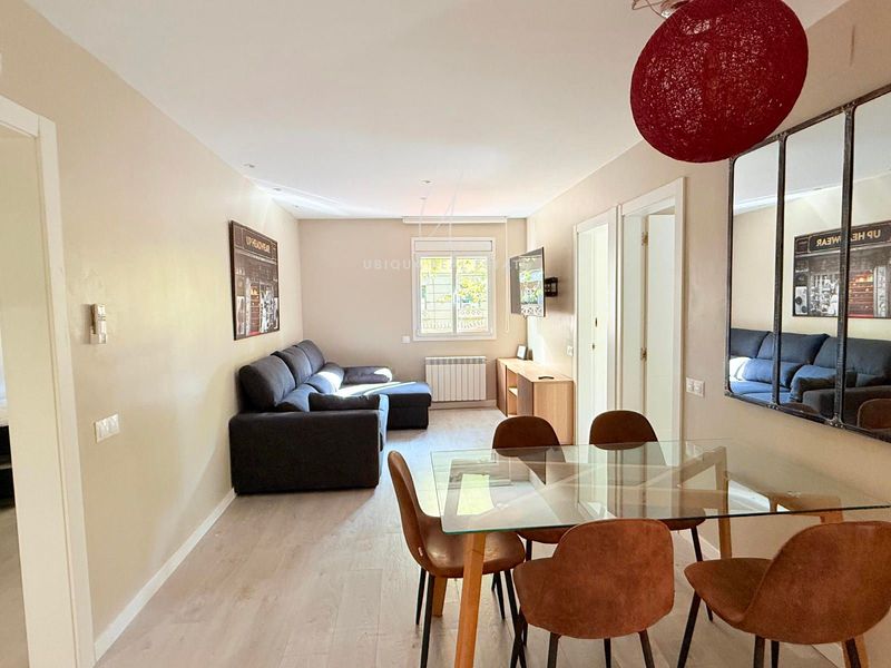 Piso en alquiler Barcelona. Ref: 1185. Ubiqua Real Estate