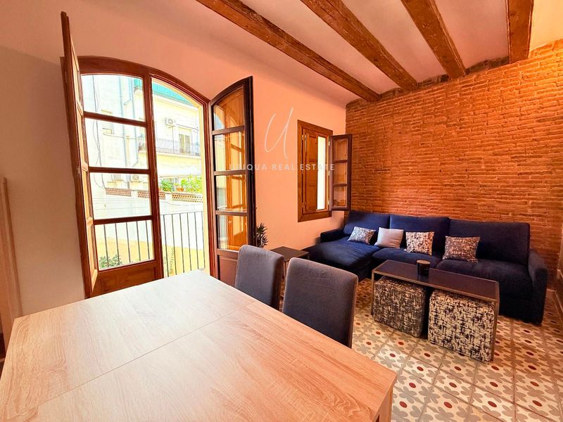 Piso en alquiler Barcelona. Ref: 1187. Ubiqua Real Estate